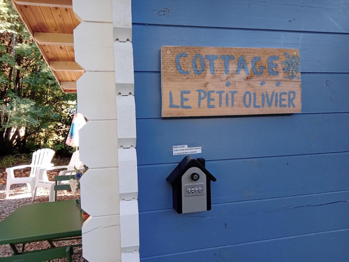 Chalet "Le Petit Olivier" Gites Appart 'Hotel L'Echappee Belle D'Aubenas Logement 2 Sur 3 Екстер'єр фото