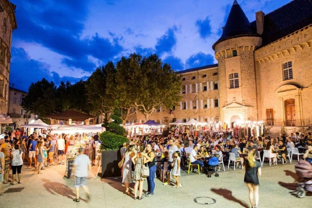 Chalet "Le Petit Olivier" Gites Appart 'Hotel L'Echappee Belle D'Aubenas Logement 2 Sur 3 Екстер'єр фото